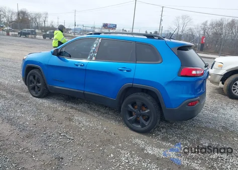 2018 Jeep Cherokee Latitude Fwd z USA, uszkodzony, nr VIN 1C4PJLCB9JD556652